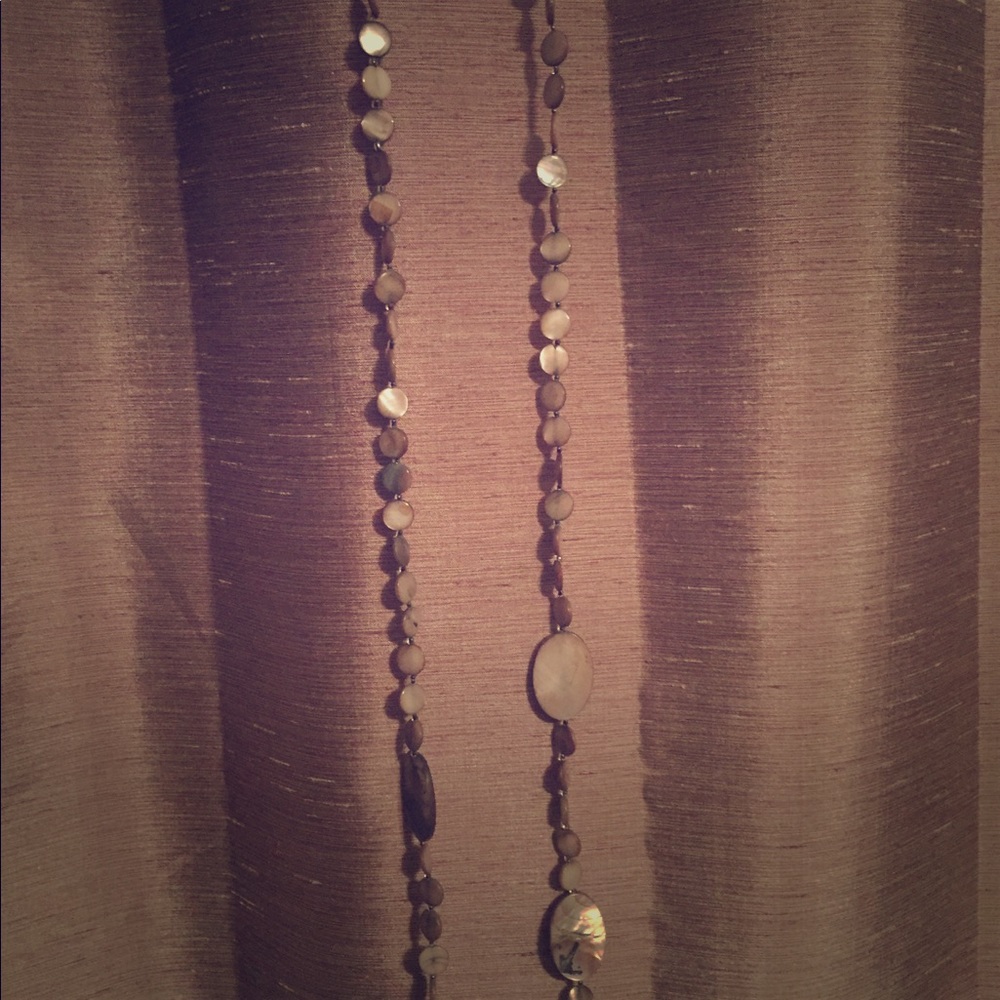 Mother of pearl necklace